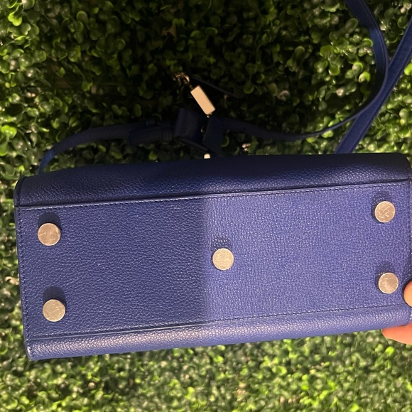 Yves Saint Laurent Blue Tote Bag - Picture 7 of 7